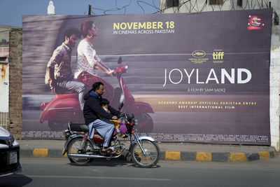 Pakistan lifts ban on Joyland, film will be released nationally