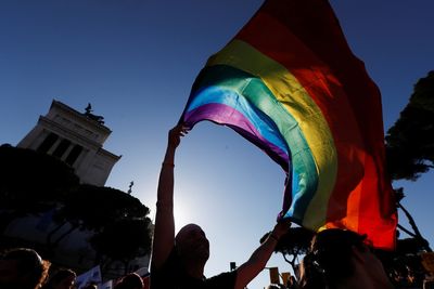 Italy govt loses court battle over ID documents for gay parents