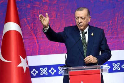 Erdogan tells Netanyahu relations should be maintained with mutual respect