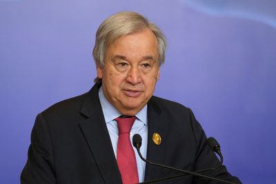"Stand and deliver," UN chief tells faltering COP27 climate summit