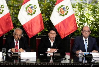 Peru's PM doubles down on challenging Congress to a confidence vote