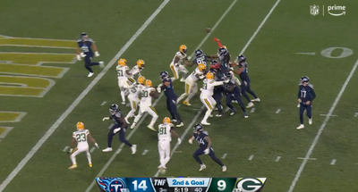 Sloppy Packers defense was caught off guard by a really surprising Derrick Henry TD pass