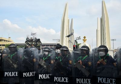 Thai police use rubber bullets to disperse protest over APEC summit