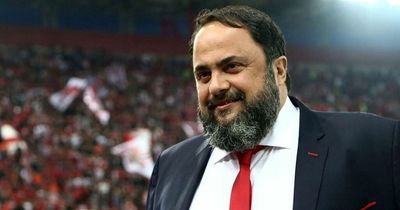 Martin O'Neill sends Evangelos Marinakis message over future of Steve Cooper