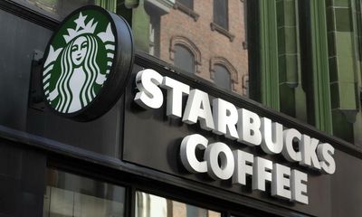 Starbucks under pressure to keep restrooms open to public