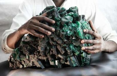 Massive ‘Kafubu Cluster’ emerald weighing almost 38kg helps Gemfields break auction record