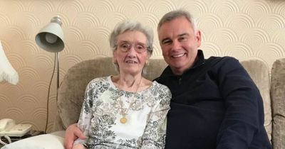 Eamonn Holmes shares heartbreaking message as he announces death of his mum Josie