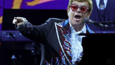 Elton John expects to be surprised at farewell tour’s finale