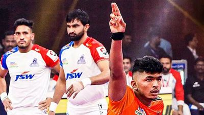 Inamdar's superb effort powers Puneri Paltan to big win over Haryana Steelers
