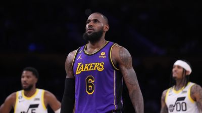 LeBron Comments on Rodgers, Packers During TNF Alternate Broadcast