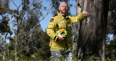 A day in the flames: Canberra volunteer firefighter releases film on the Nerriga firestorm