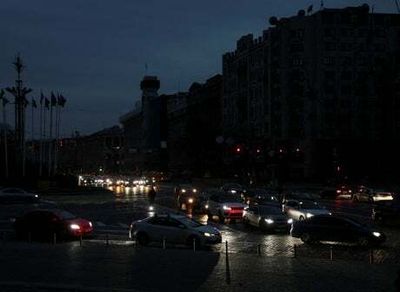 Kyiv at risk of ‘complete power shutdown’ as Russia pounds Ukraine’s infrastructure