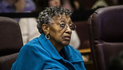 Ald. Carrie Austin’s lawyers seek to halt her prosecution over medical issues, say the court should not ‘risk the loss of a life’
