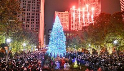 Chicago’s Christmas tree lighting and ice skating in Millennium Park: PHOTOS