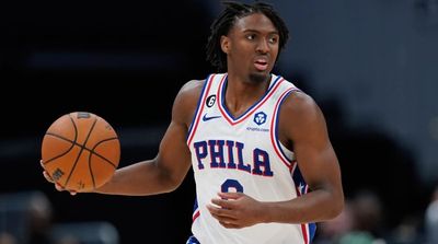 Report: Tyrese Maxey Set For MRI After 76ers Star Exits Early vs. Bucks