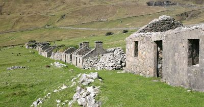 The story of the Scottish 'ghost town' island that has been deserted since 1930