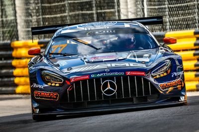 Macau GT Cup: Engel leads Mercedes 1-2 in dramatic opener