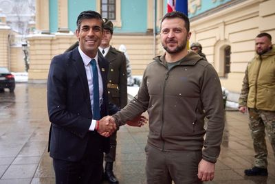 Sunak meets Zelensky during first visit to Ukraine