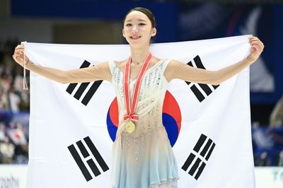 Kim, Uno take top prizes at figure skating's NHK Trophy