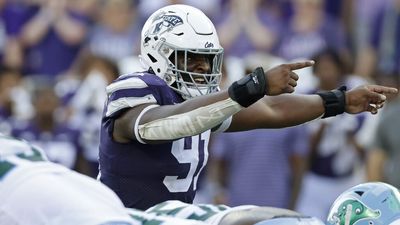 Mock draft watch: Browns take Kansas State DE Felix Anudike-Uzomah