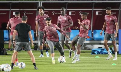 Félix Sánchez’s much-travelled Qatar wary of stalling early against Ecuador