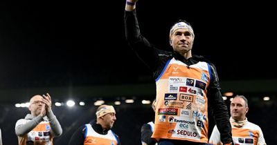 Kevin Sinfield receives incredible standing ovation as he completes ultramarathon challenge