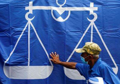 Malaysia's ruling coalition says it accepts election results