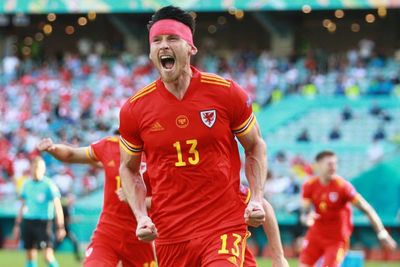 Wales striker Kieffer Moore studies Zlatan Ibrahimovic in bid to down England