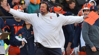 Illinois’s Bielema Takes Quiet Shot at Officials After Loss to Michigan