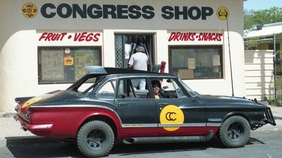 The cuzmobile fictional Aboriginal superhero's car to be restored by Alice Springs students