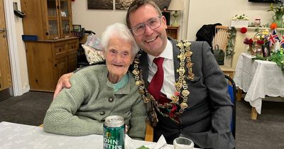 Mansfield woman shares secret to long life whilst celebrating turning 104