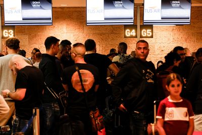 Fanfare for first flight from Israel to Qatar for World Cup
