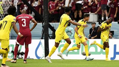 Ecuador Beats Qatar in World Cup Opener on Valencia’s Double