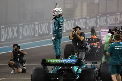 Vettel feeling "empty" after emotional F1 farewell