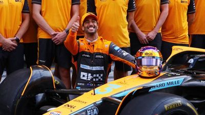 Daniel Ricciardo finishes ninth in final F1 race with McLaren as Max Verstappen claims year-ending victory