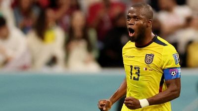 Enner Valencia leads Ecuador to World Cup victory over debutant hosts Qatar