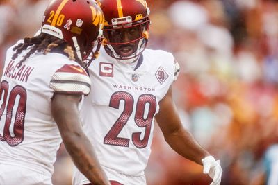 WATCH: Kendall Fuller with a pick-6 to give the Commanders an early lead in Week 11