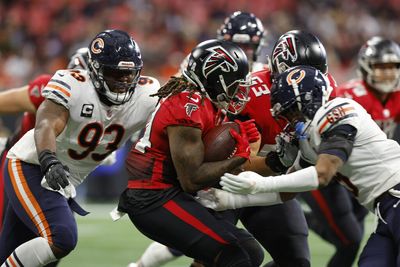 Falcons RB Cordarrelle Patterson returns kickoff 103 yards for TD