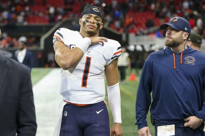 Bears QB Justin Fields on left shoulder injury: ‘The pain right now is pretty bad’