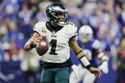 Eagles fight back to beat Colts and return to winning ways