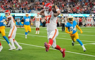 Instant analysis of Chiefs’ Week 11 win vs. Chargers