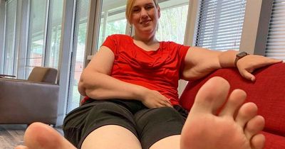 Guinness World Record for largest feet broken by 6ft9 women