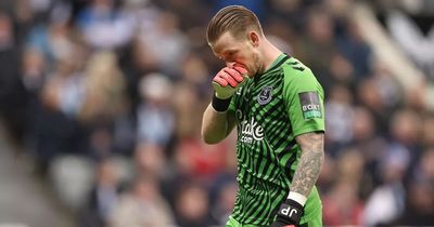 Jordan Pickford will have wanted to give Newcastle supporters 'two fingers' amid SJP abuse