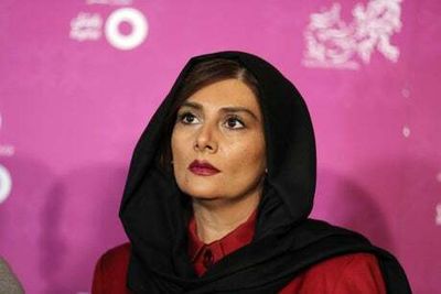 Iran protests: Two prominent actresses arrested after appearing in public without headscarves - state media