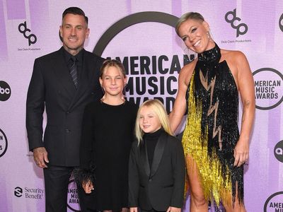 Pink pokes fun at husband Carey Hart after his trousers rip before American Music Awards
