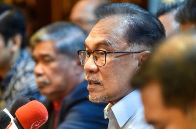 Malaysia's Anwar in talks with arch-rivals despite anti-graft pledge