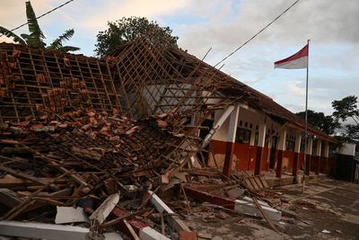 Death toll from Indonesia quake may rise - West Java governor