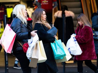 One-third of Britons ‘to slash Christmas spending amid cost of living crisis’