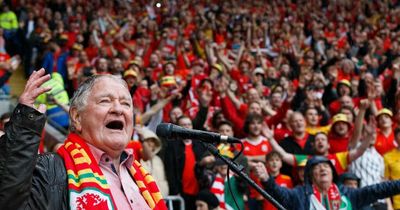 Welsh song Yma O Hyd lyrics, meaning and how it became a Wales football anthem