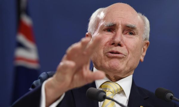 Liberals recruit John Howard to protect seat from Nick Xenophon Team